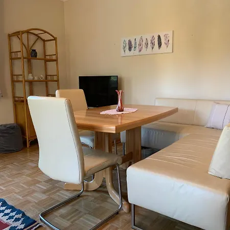 Apartament Nettes 2 Autobahnnahe *
